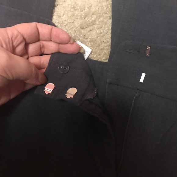 Covington brand dress pants - Picture 4 of 4